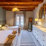 Familiar L Piscina I Cine L Bbq L Sala De Juegos I 6min Segovia I 50min Madrid I 17 Px Casa vacanze *