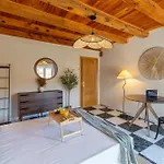 Familiar L Piscina I Cine L Bbq L Sala De Juegos I 6min Segovia I 50min Madrid I 17 Px * Valseca