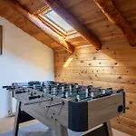 Familiar L Piscina I Cine L Bbq L Sala De Juegos I 6min Segovia I 50min Madrid I 17 Px