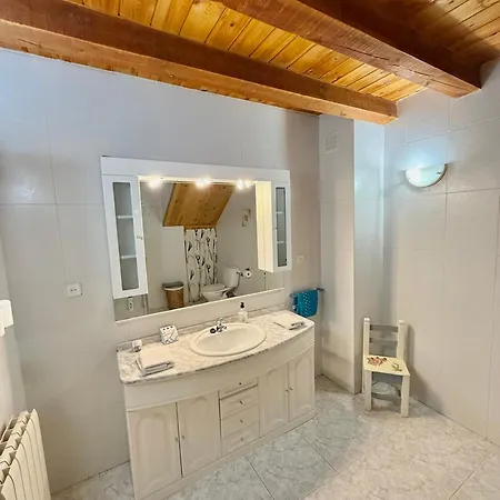 Segovia L Piscina Privada L Bbq L Sala De Juegos L 17 Px Holiday home Valseca