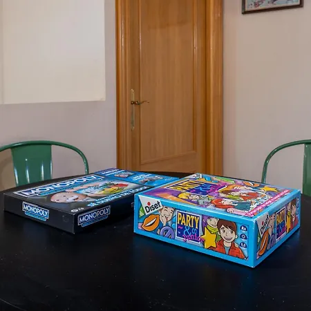 Familiar L Piscina I Cine L Bbq L Sala De Juegos I 6min Segovia I 50min Madrid I 17 Px Feriehus Valseca