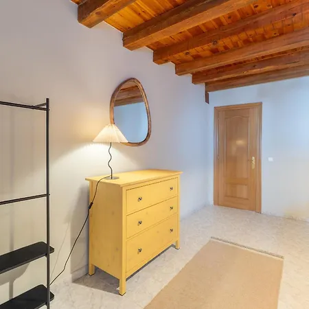 Familiar L Piscina I Cine L Bbq L Sala De Juegos I 6min Segovia I 50min Madrid I 17 Px Feriehus Valseca