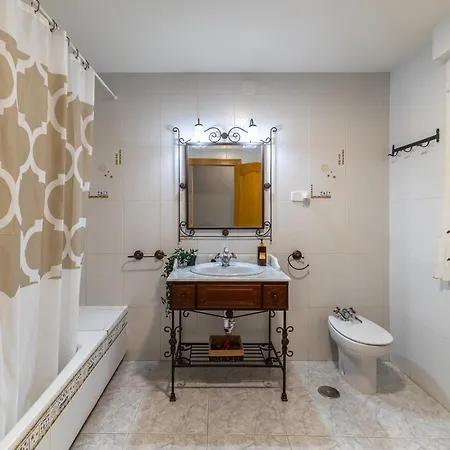 Familiar L Piscina I Cine L Bbq L Sala De Juegos I 6min Segovia I 50min Madrid I 17 Px