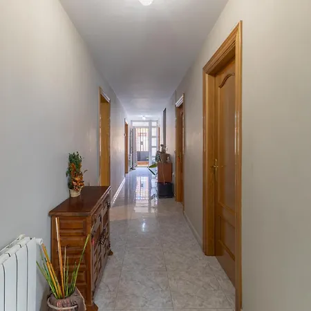 Familiar L Piscina I Cine L Bbq L Sala De Juegos I 6min Segovia I 50min Madrid I 17 Px בית נופש