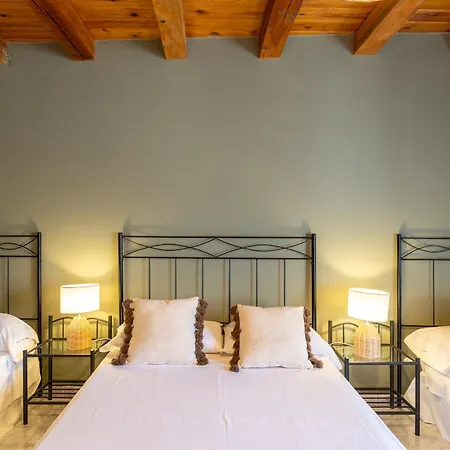 Familiar L Piscina I Cine L Bbq L Sala De Juegos I 6min Segovia I 50min Madrid I 17 Px