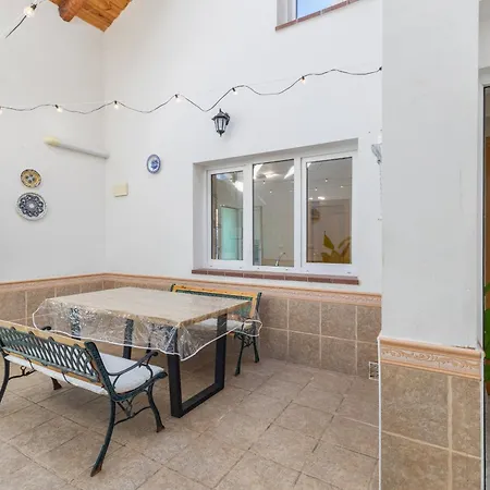 Familiar L Piscina I Cine L Bbq L Sala De Juegos I 6min Segovia I 50min Madrid I 17 Px Prázdninový dům