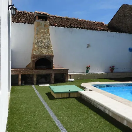 Segovia L Piscina Privada L Bbq L Sala De Juegos L 17 Px *