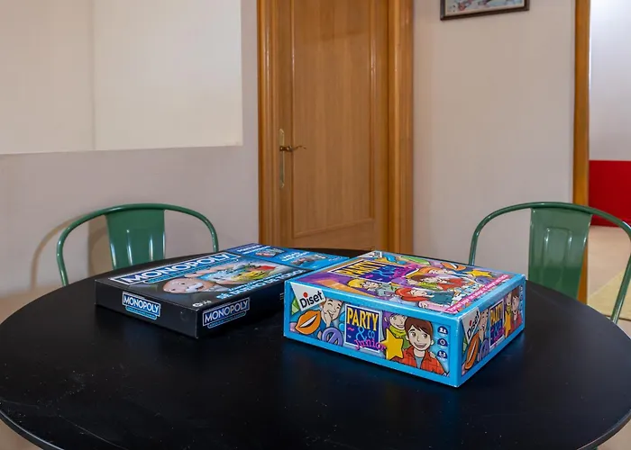 Familiar L Piscina I Cine L Bbq L Sala De Juegos I 6min Segovia I 50min Madrid I 17 Px 펜션 Valseca