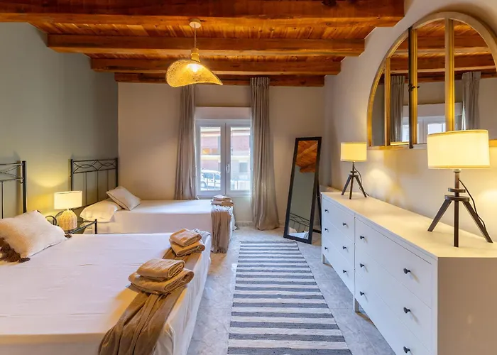 Familiar L Piscina I Cine L Bbq L Sala De Juegos I 6min Segovia I 50min Madrid I 17 Px 펜션 *