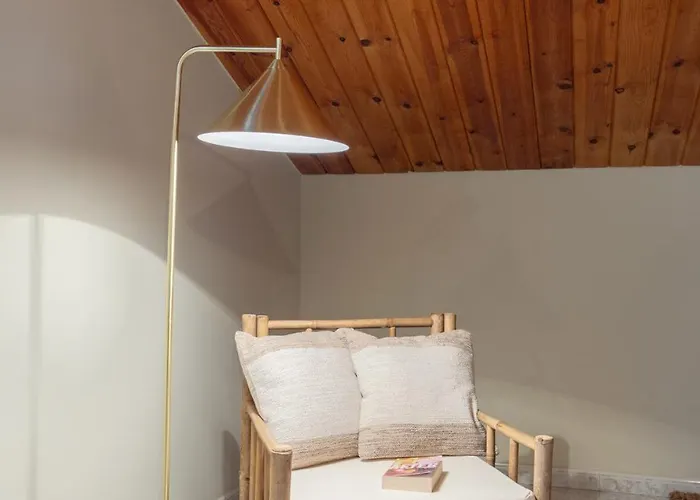 Familiar L Piscina I Cine L Bbq L Sala De Juegos I 6min Segovia I 50min Madrid I 17 Px *