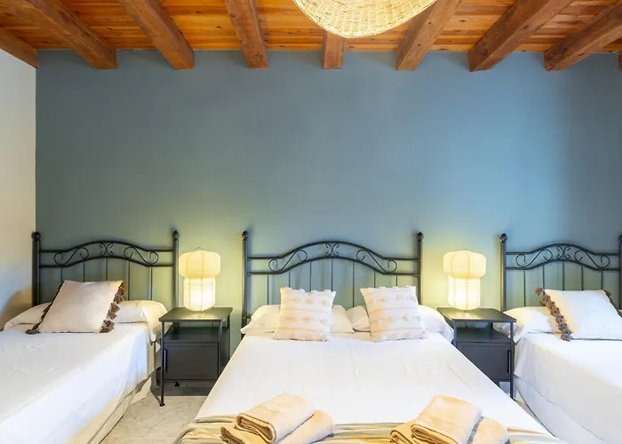 Familiar L Piscina I Cine L Bbq L Sala De Juegos I 6min Segovia I 50min Madrid I 17 Px 펜션 *