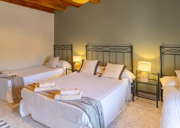 Familiar L Piscina I Cine L Bbq L Sala De Juegos I 6min Segovia I 50min Madrid I 17 Px