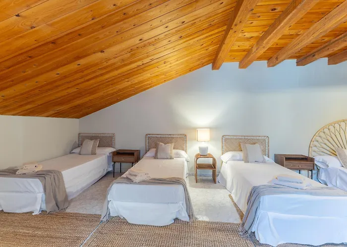 Familiar L Piscina I Cine L Bbq L Sala De Juegos I 6min Segovia I 50min Madrid I 17 Px 펜션